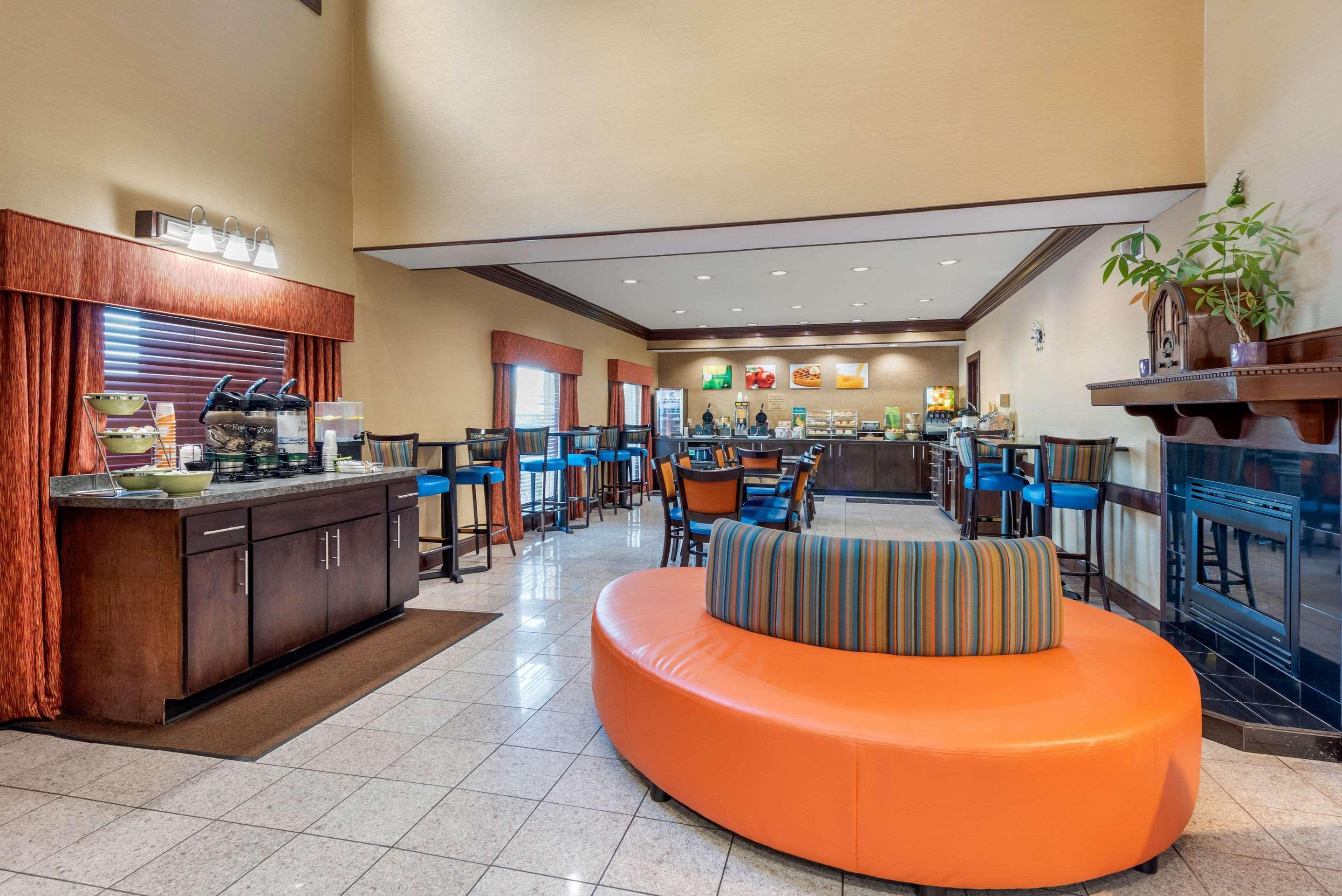 Comfort Inn & Suites Cincinnati Exteriér fotografie