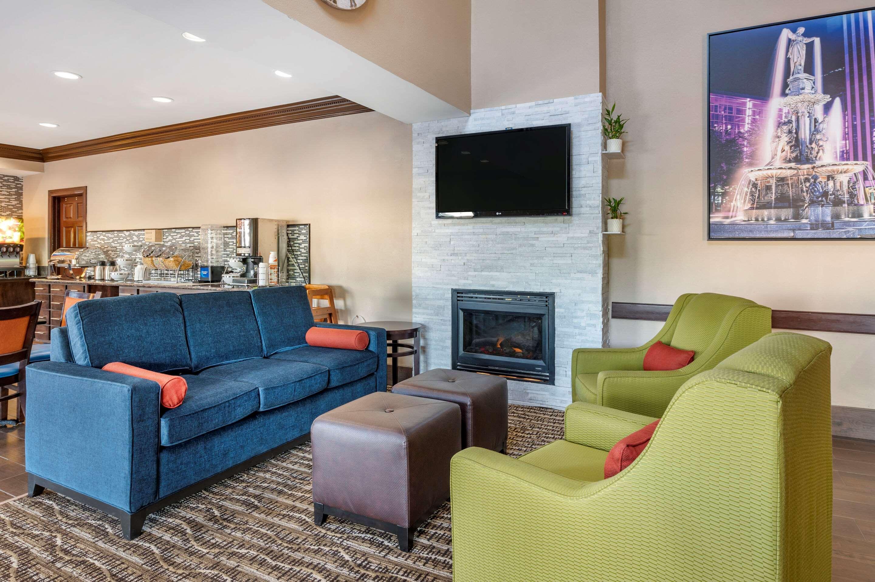 Comfort Inn & Suites Cincinnati Exteriér fotografie